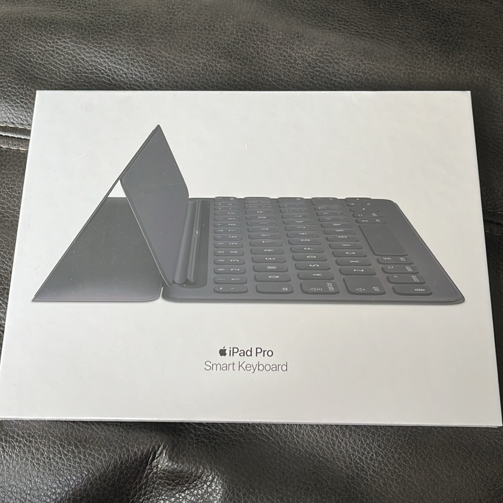 iPad Pro (10.5 inch) Smart Keyboard